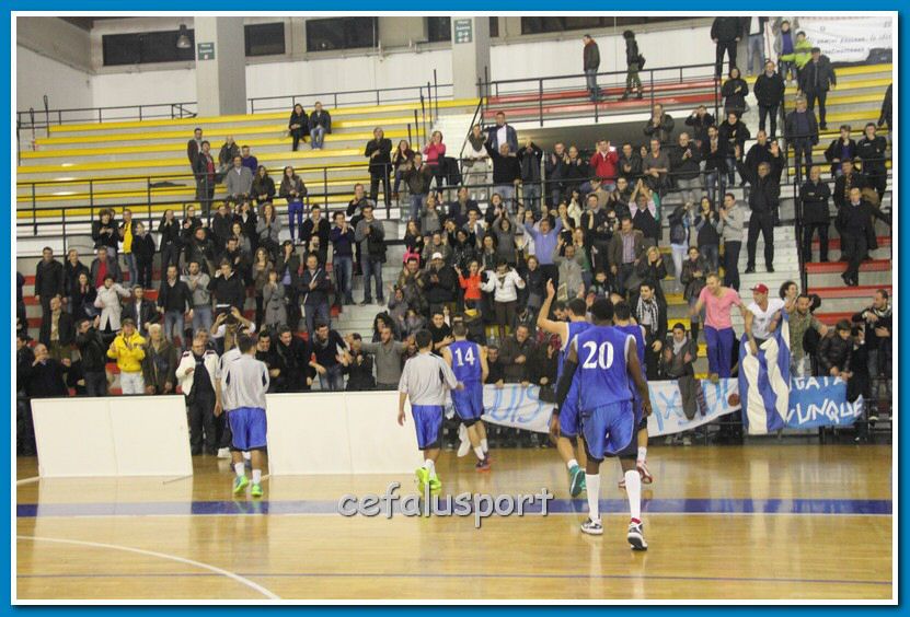 121223 Aquila 506_tn.jpg